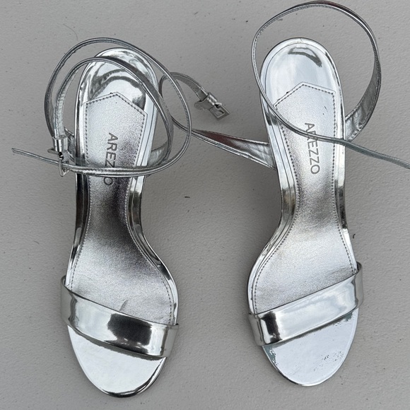 Women's Silver Strappy Sandals - Picture 1 of 3